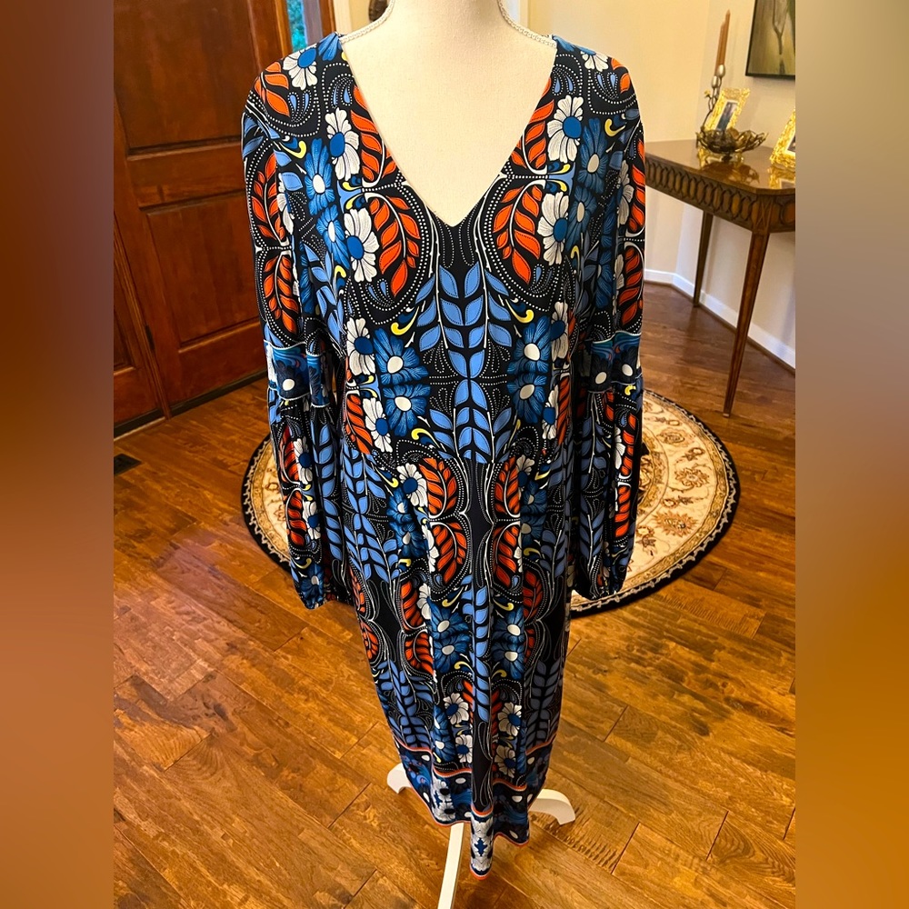 NWOT Maggy London Midi Dress. Beautiful colors & comfy! Too big for me. Sz 14